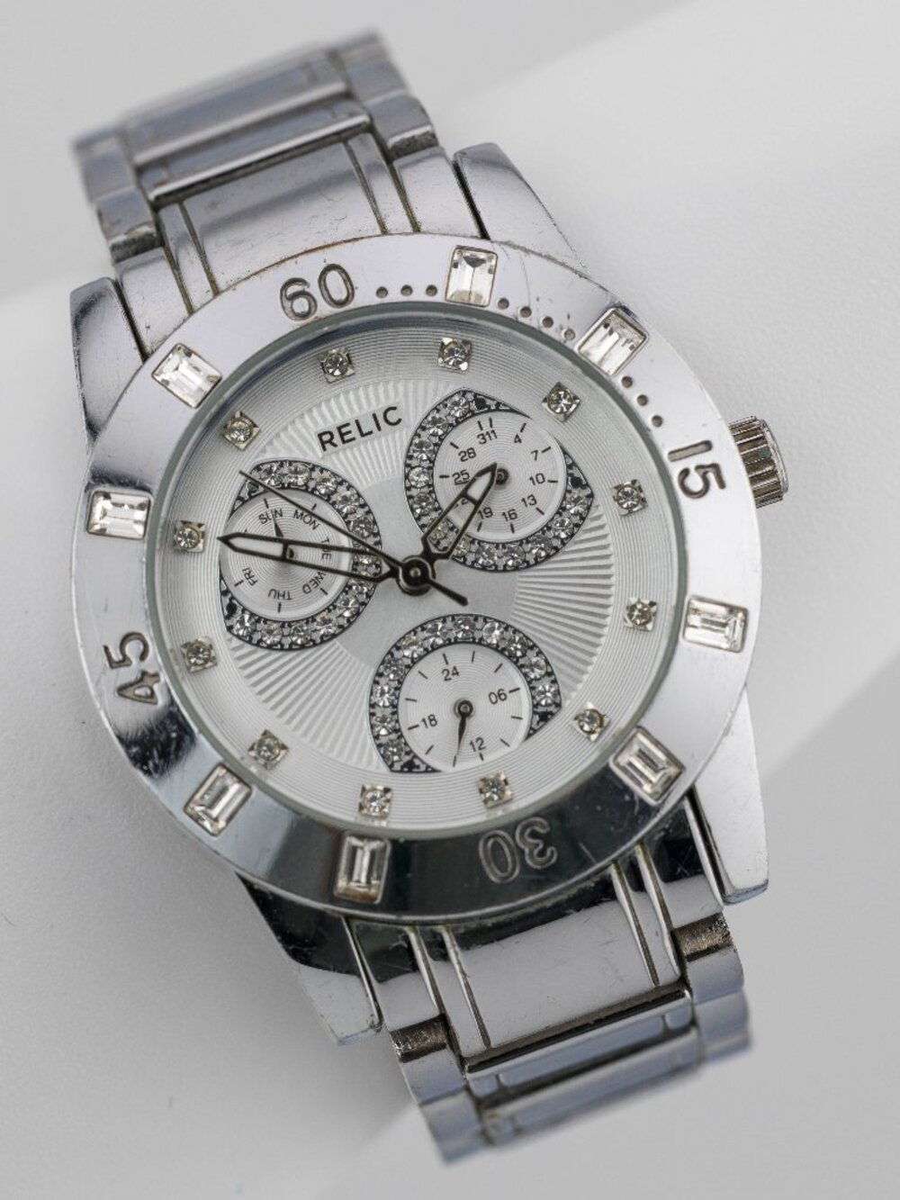 Relic ZR15522 Chronograph Quartz Analog Women's Watch New Battery